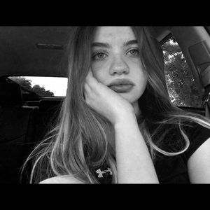 Meet your Posher, Fernanda